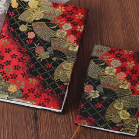 和柄ブックカバー 金糸刺繍入り 【扇を仰ぐ】