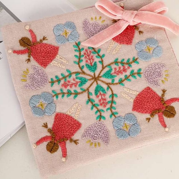 刺繍フラワーガーデンブックカバー刺繍セット DIY用