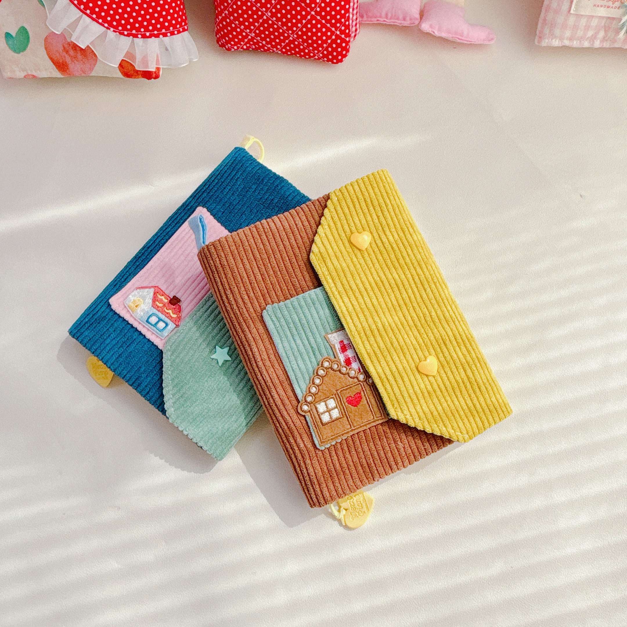 おうちモチーフの絵本風ブックカバー a6,b6,a5サイズ対応