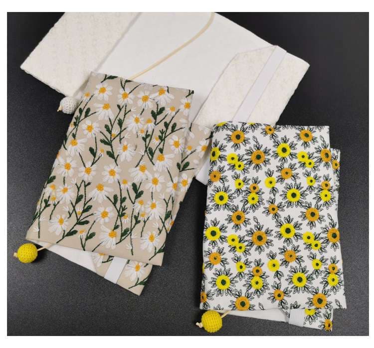 花柄刺繍ブックカバー