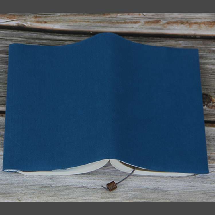 風合い豊かな布製ブックカバー a5(21*14.8),a6(14.8*10.5),32大（22*15）,32小（19*12.5）,16小(23*16.5),16中（24*17）,16大（26*19）