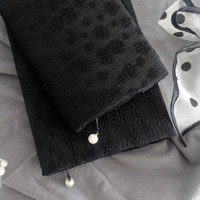 刺繍入り高級ブックカバー