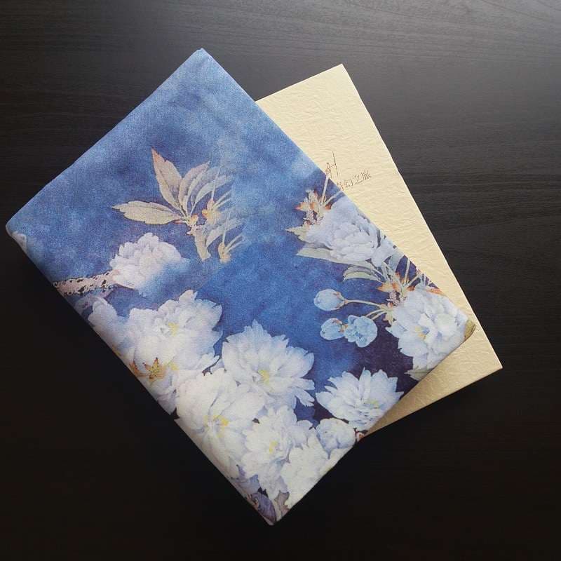 花咲く枝のブックカバー布