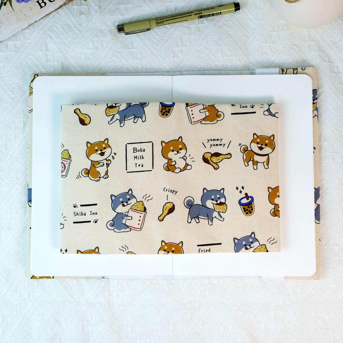 柴犬とおやつのブックカバー