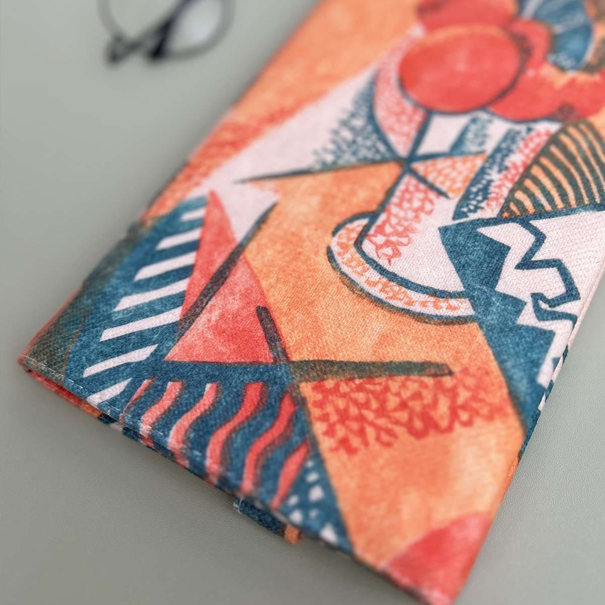 抽象幾何学模様のブックカバー