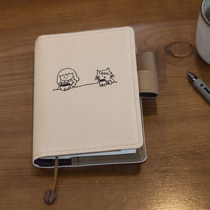 猫と少女の刺繍マイクロファイバーレザー製ブックカバー a5,a6サイズ対応
