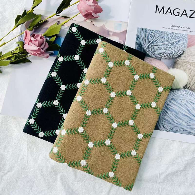 花刺繍格子模様のブックカバー A5（ビジネス書）A6（文庫本）