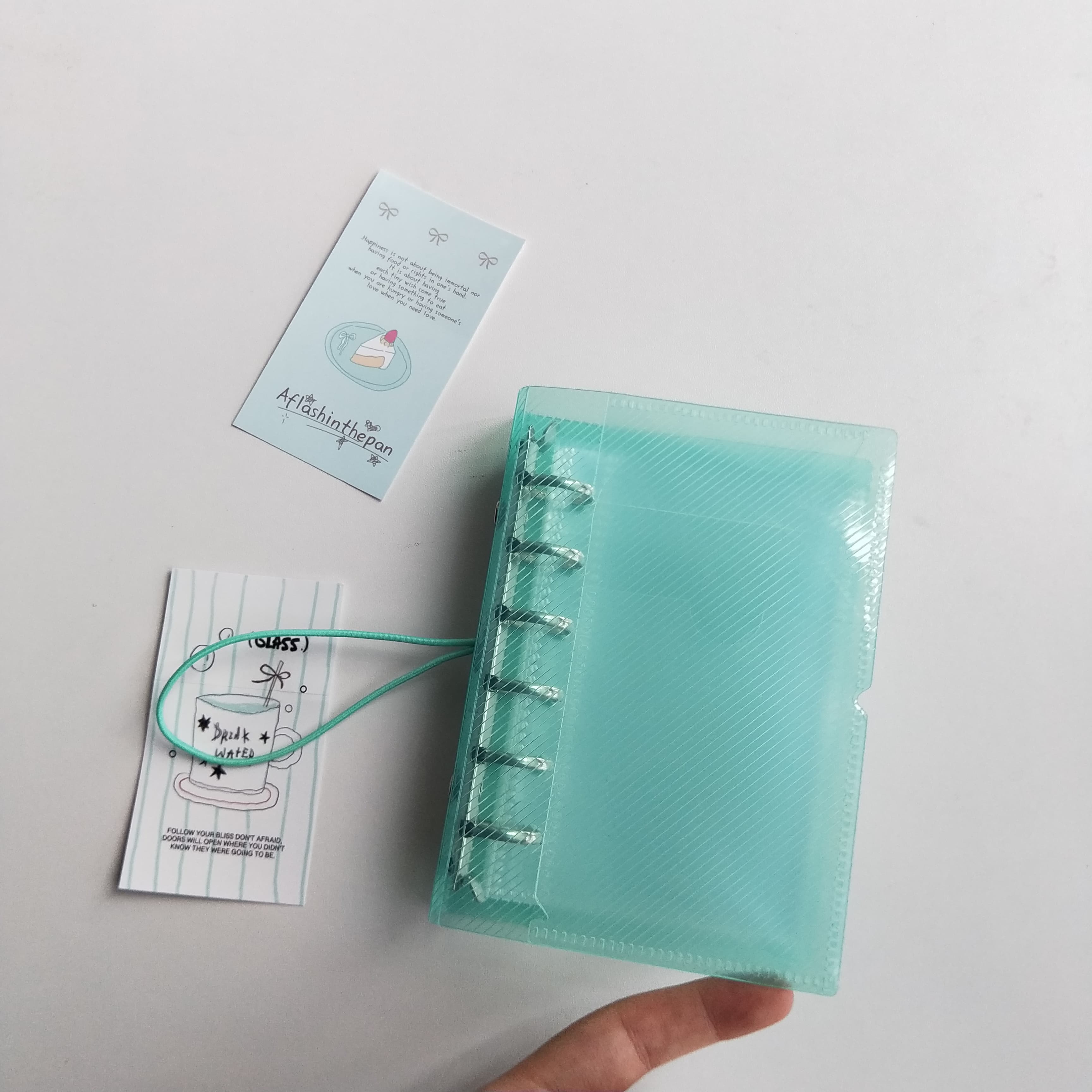 ブックカバー 手帳を彩る半透明ブックカバー