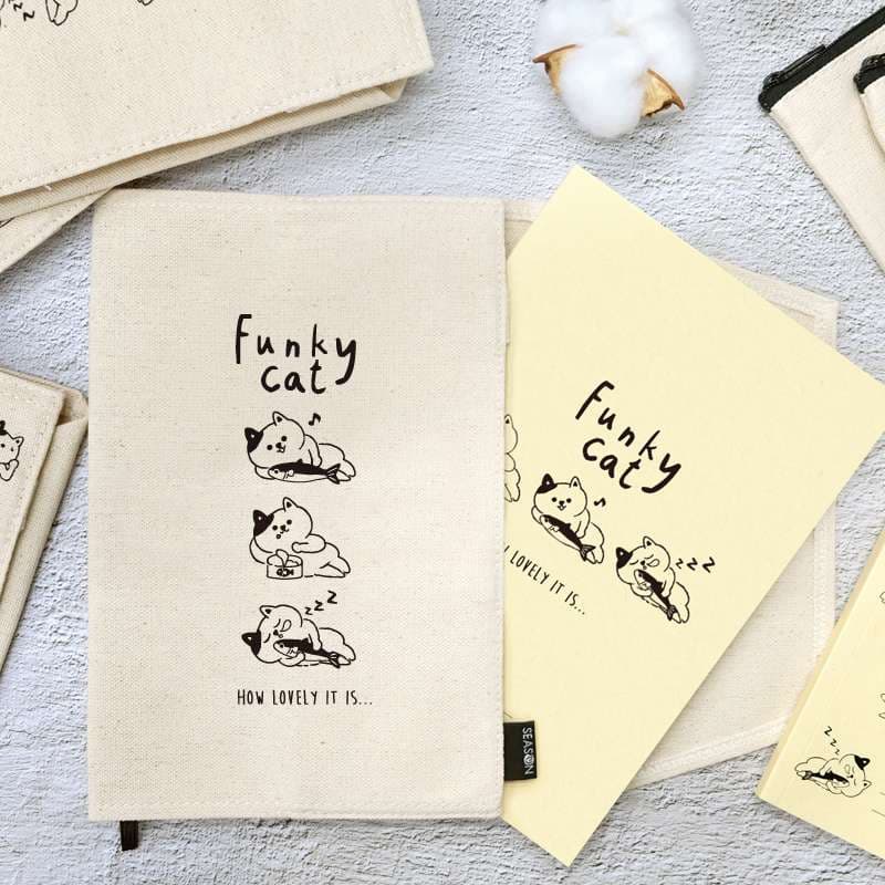 ねこのイラスト入りブックカバー