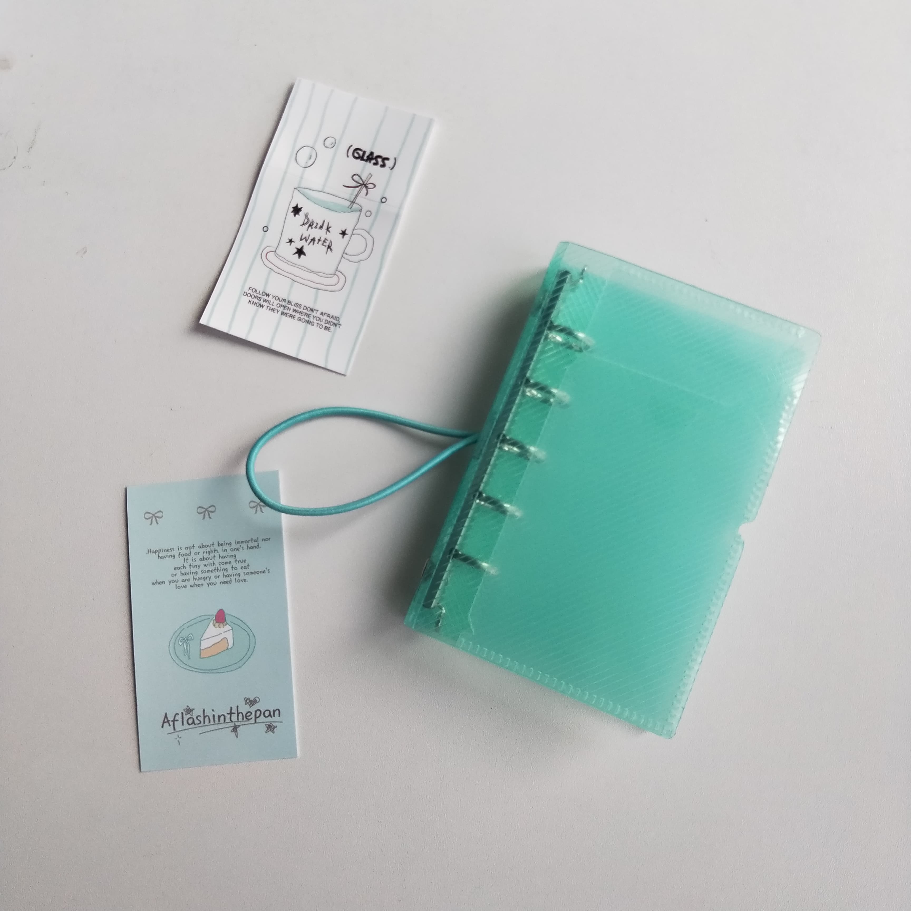 ブックカバー 手帳を彩る半透明ブックカバー