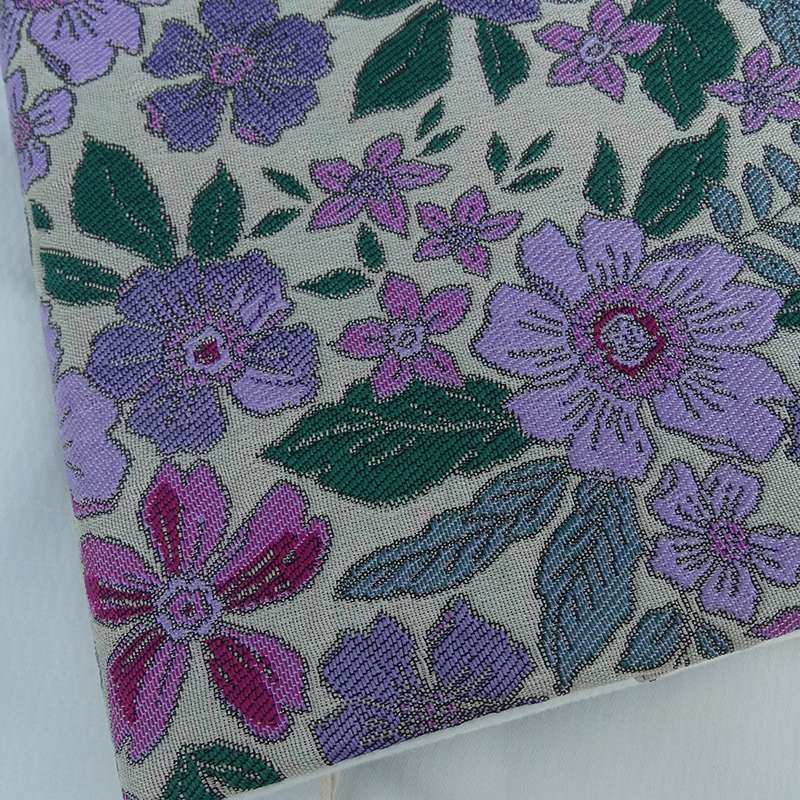 華やか花柄刺繍のブックカバー