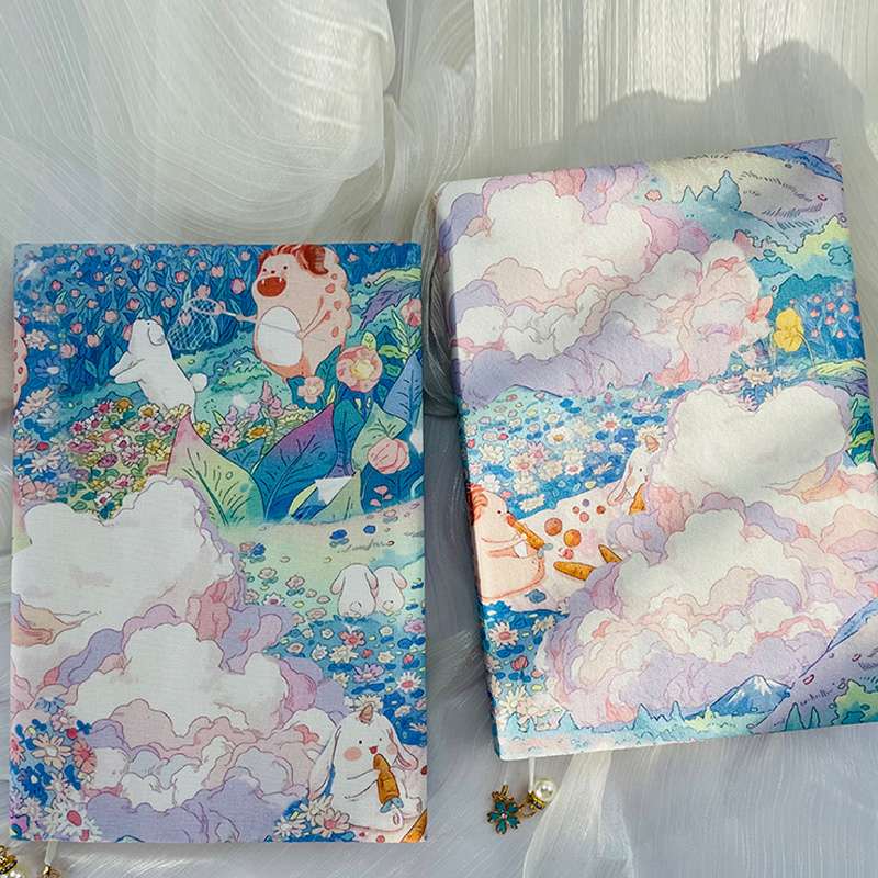 幻想的な生き物と雲の世界のブックカバー布 【暴れ回る】