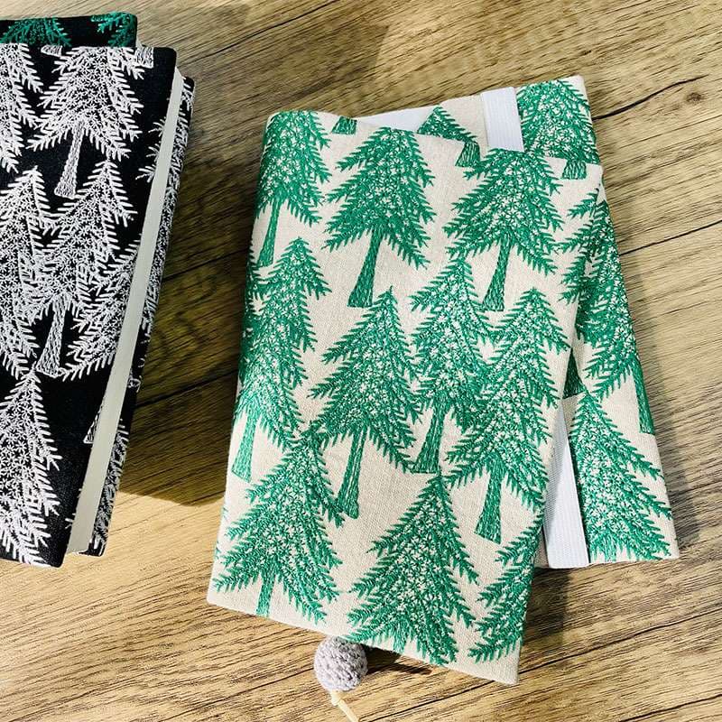 針葉樹林のブックカバー布